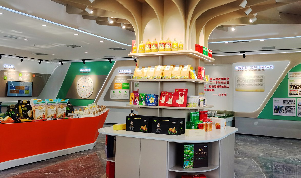 在設計展廳時怎樣呈現科技感呢？